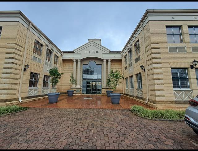110M² OFFICE TO LET IN DUNKELD WEST